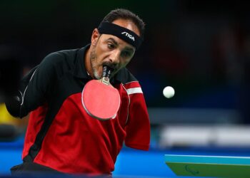 Armless table tennis player inspires the world