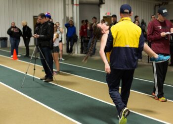 Runner diagnosed with MS continues to defy the odds