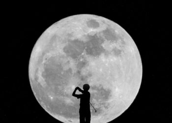 The Story Behind Alan Shepard’s Lunar Golf Shots