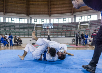 Jiu-jitsu fighter sets record and shines a light on mental health